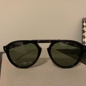 Givenchy Unisex GV7035/S 66mm Sunglasses -- black